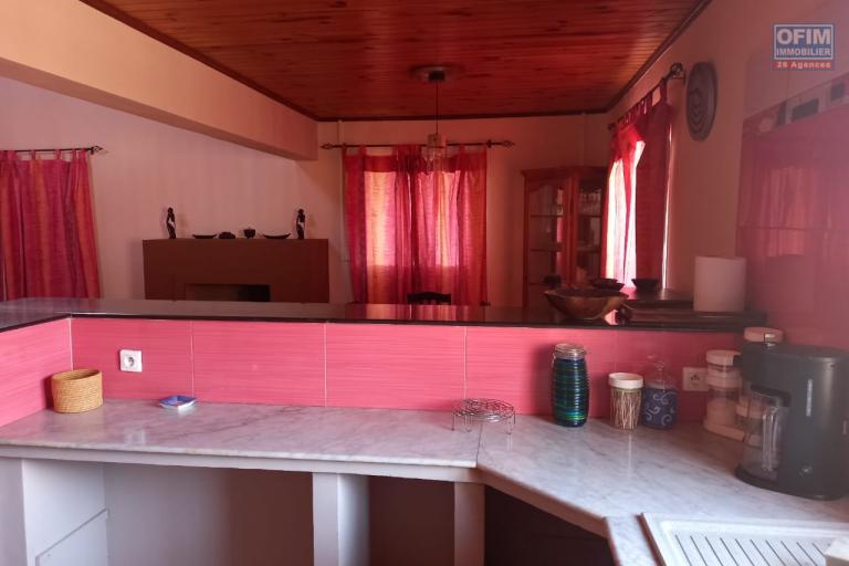 PRIX EN BAISSE!!!A vendre, une villa basse F4 sur 520 m2 de terrain à Alasora- Antananarivo