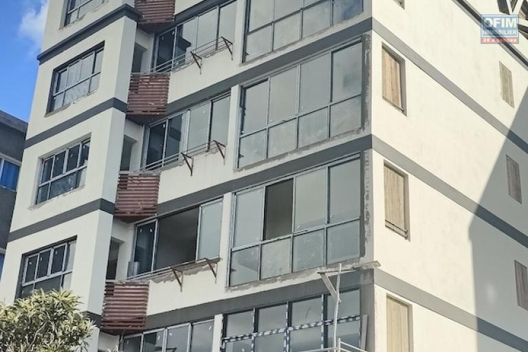 En exclusivité à vendre appartement T4 neuf à Talatamaty à 30 mètres de la route principale