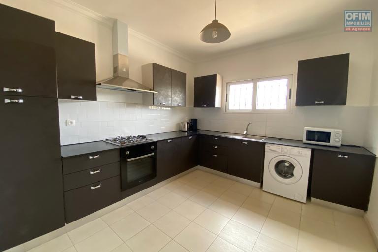 Un appartement T2 meublé sécurisé à Androhibe (CONTACT LALAINA 0340858376)