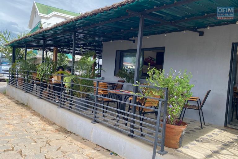 Vente d'un local commercial et maison à Andoharanofotsy