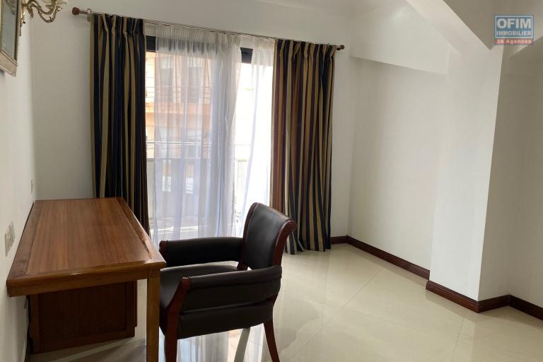 Des appartements studio, T2, T3 meublés à Antsahavola