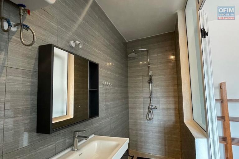 2 appartements T2 meubl&eacute;s &agrave; Mandrosoa Ivato ( contact Lalaina )