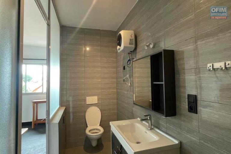 2 appartements T2 meubl&eacute;s &agrave; Mandrosoa Ivato ( contact Lalaina )