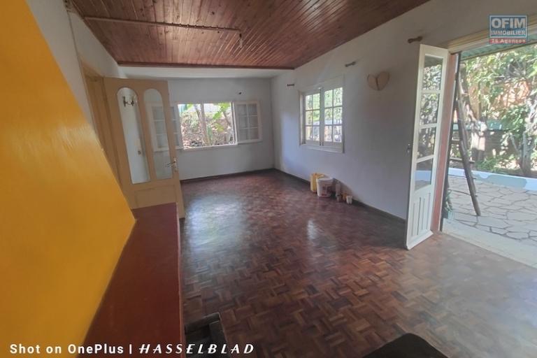location maison F5 sur talatamaty( NON DISPONIBLE)