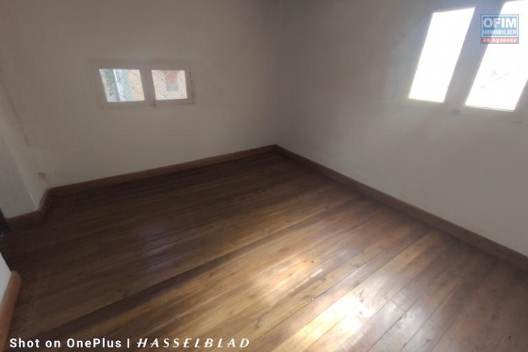 location maison F5 sur talatamaty( NON DISPONIBLE)