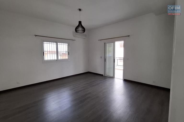 OFIM immobilier loue des appartements T4 sur Ambohibao.