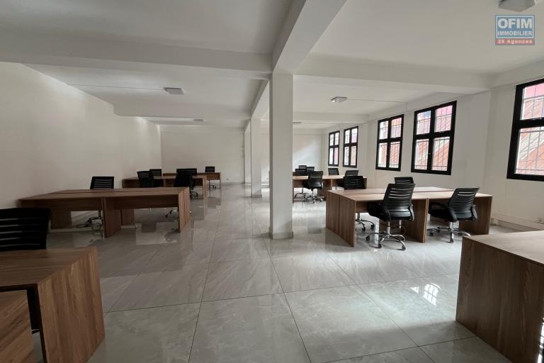 Un local professionnel sécurisé de 120m2 à Antanimena ( CONTACT LALAINA )