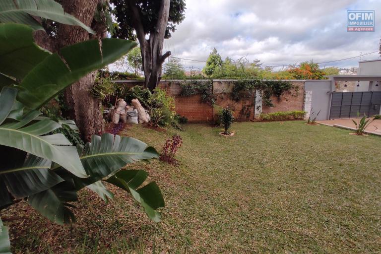 A LOUER une Villa F5 dans un quartier résidentiel à Androhibe