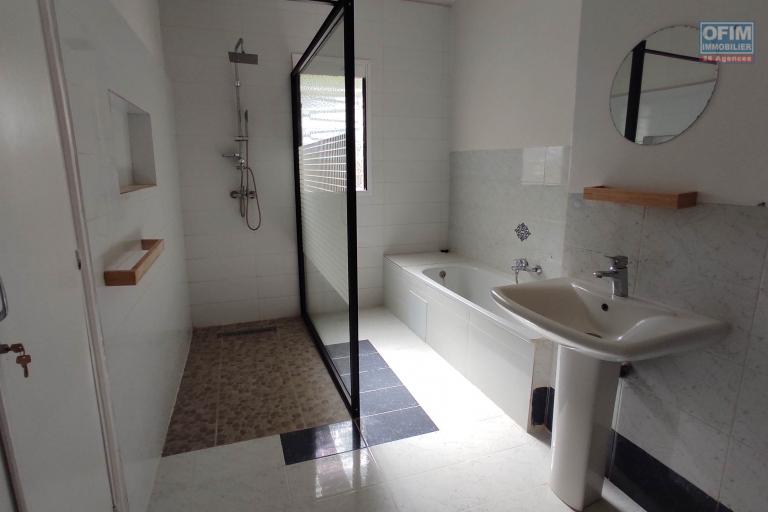 A LOUER une Villa F5 dans un quartier résidentiel à Androhibe