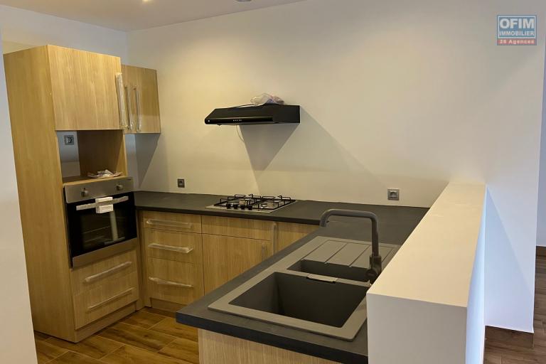 Un appartement T3 sécurisé sur la haute ville à Ambohipotsy