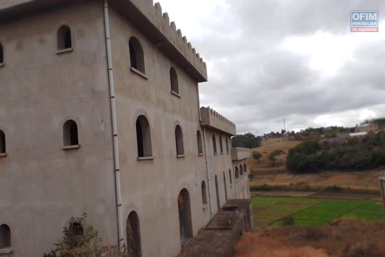 A VENDRE un complexe hôtelier à Faravohitra Avaratra Sabotsy Namehana