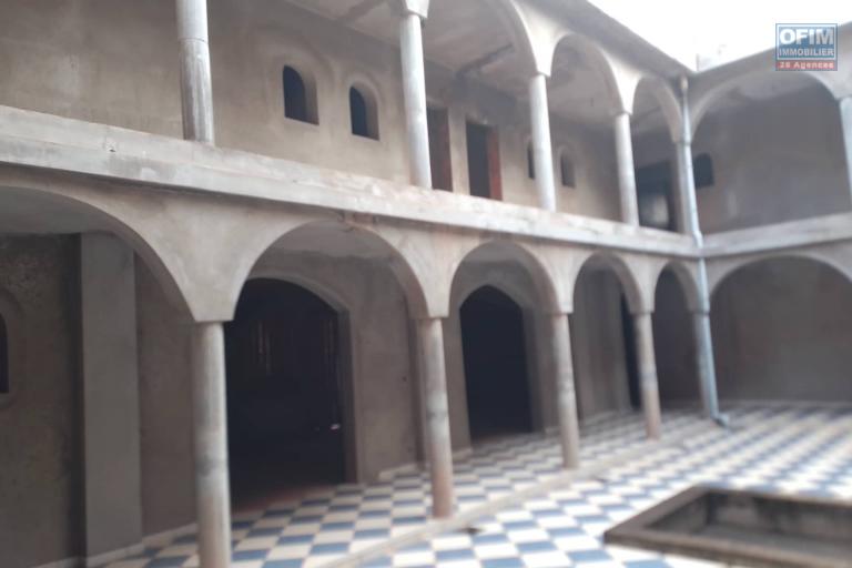 A VENDRE un complexe hôtelier à Faravohitra Avaratra Sabotsy Namehana