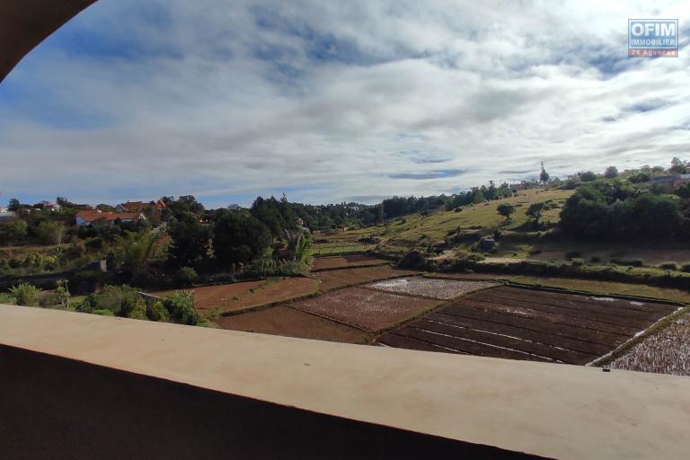 A VENDRE un complexe hôtelier à Faravohitra Avaratra Sabotsy Namehana