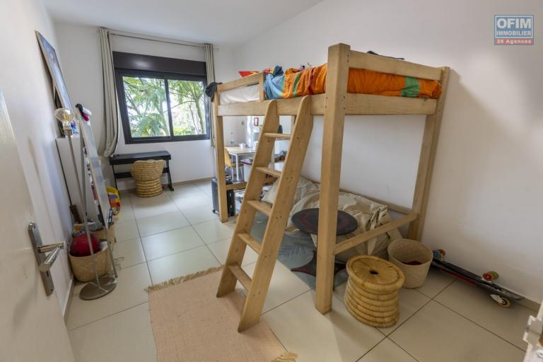 Occasion rare: T4 meublé en duplex de 300m2 de surface habitable en vente sur Ivandry.