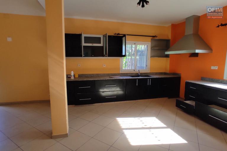 A LOUER Maison F5 à Mahalavolona Andoharanofotsy