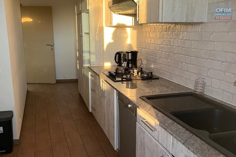 Un appartement T3 meublé sécurisé à Ankadifotsy