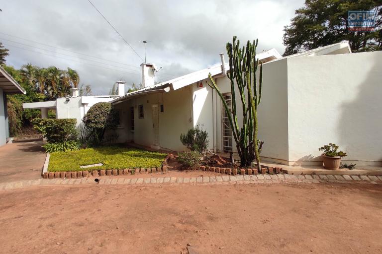 A LOUER Spacieuse villa F4 dans un quartier résidentiel à Malaza Andoharanofotsy