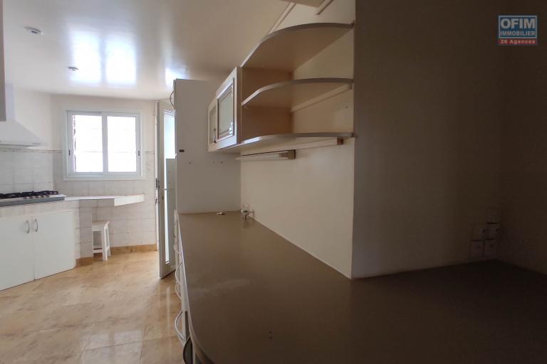 A LOUER Spacieuse villa F4 dans un quartier résidentiel à Malaza Andoharanofotsy