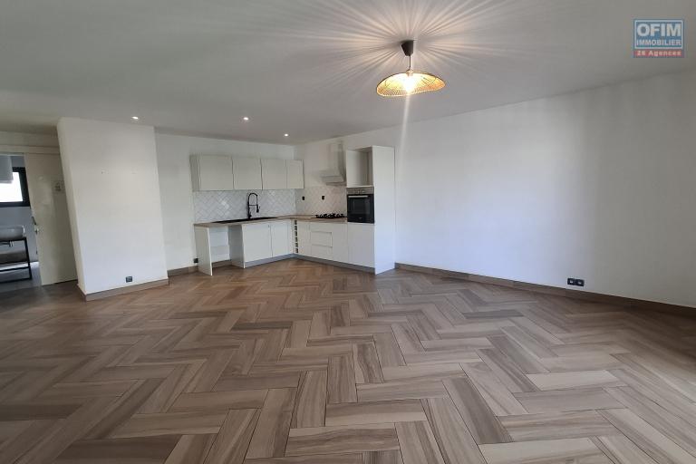 OFIM Immobilier offre en location un appartement de type T4 sur Androhibe