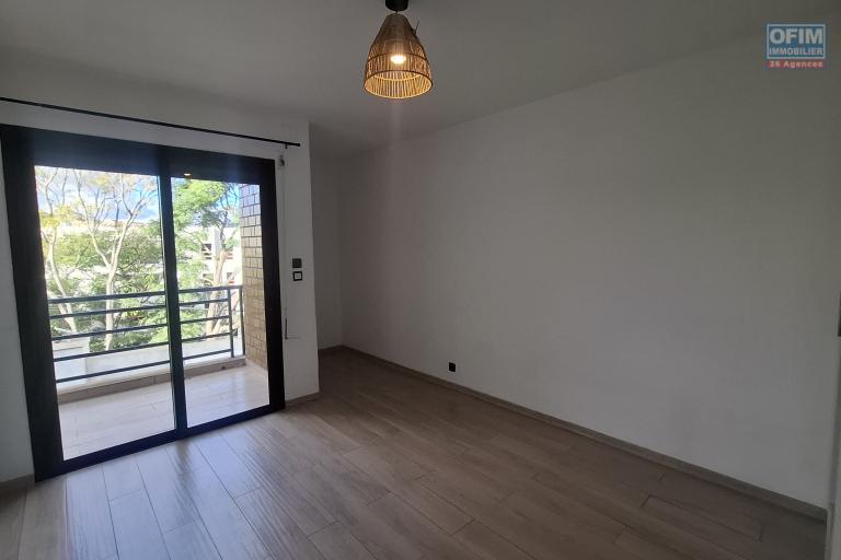 OFIM Immobilier offre en location un appartement de type T4 sur Androhibe
