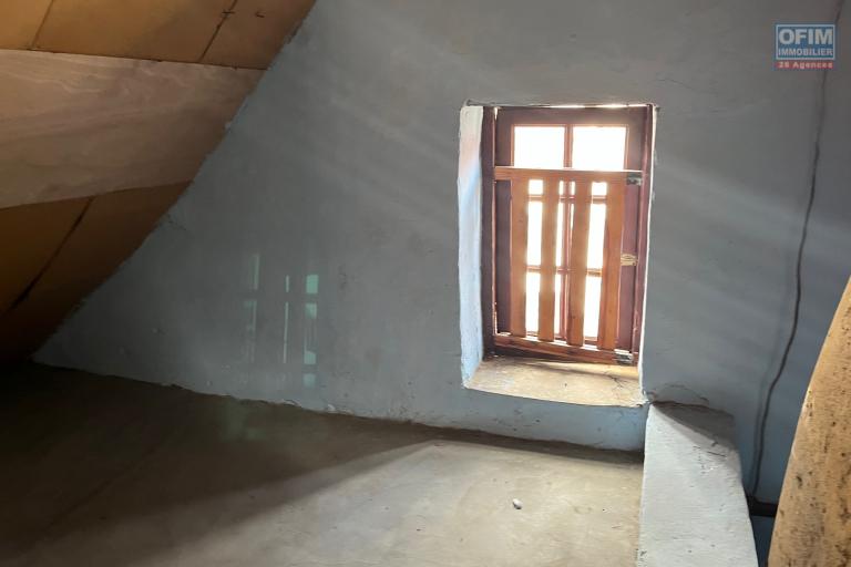 Une maison traditionnelle F4 à Isoraka