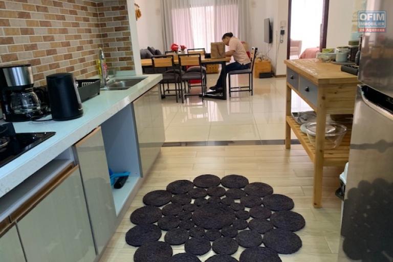 Un appartement T4 meublé à Antsakaviro ( CONTACT LALAINA )