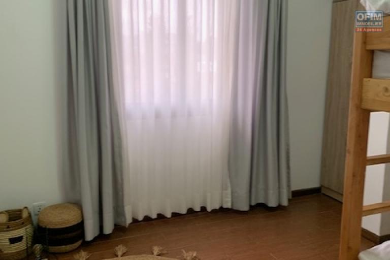 Un appartement T4 meublé à Antsakaviro ( CONTACT LALAINA )