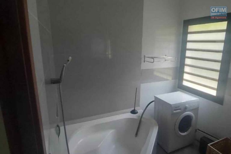 A vendre, belle villa F7 de  standing sur 1500 M2 de terrain sur Ambatoroka- Antananarivo
