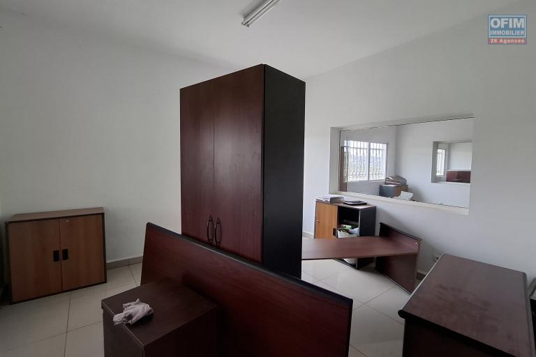 OFIM immobilier offre ne location deux bureaux de 150,80m2 sur ambolokandrina.
