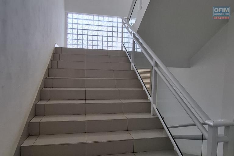 OFIM immobilier offre ne location deux bureaux de 150,80m2 sur ambolokandrina.