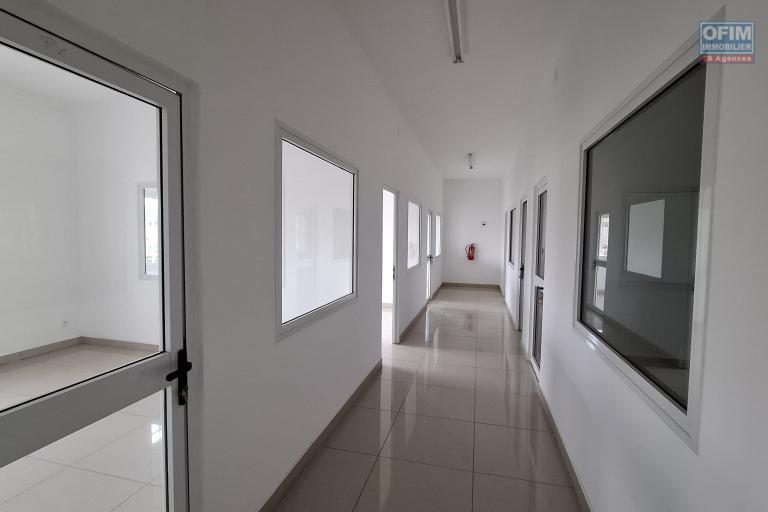 OFIM Immobilier offre en location deux bureaux de 105,25m2 sur ambolokandrina.