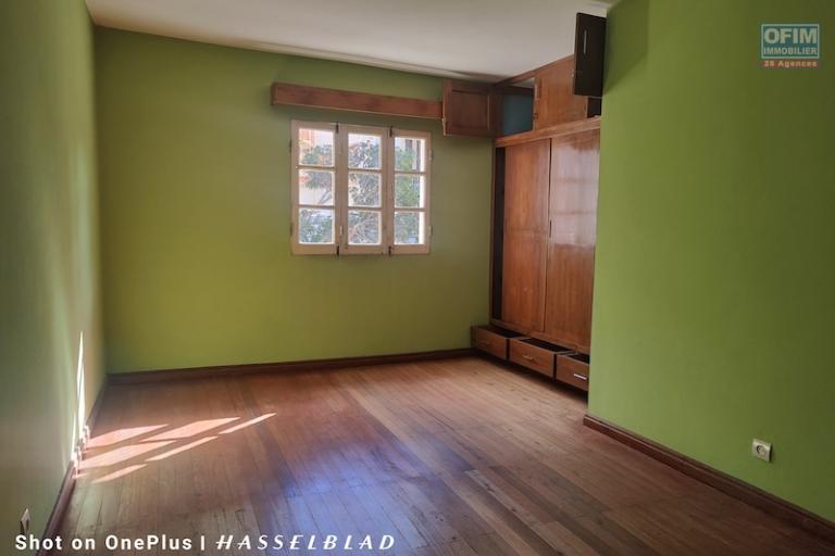 A LOUER appartement T3 à Sabots namehana
