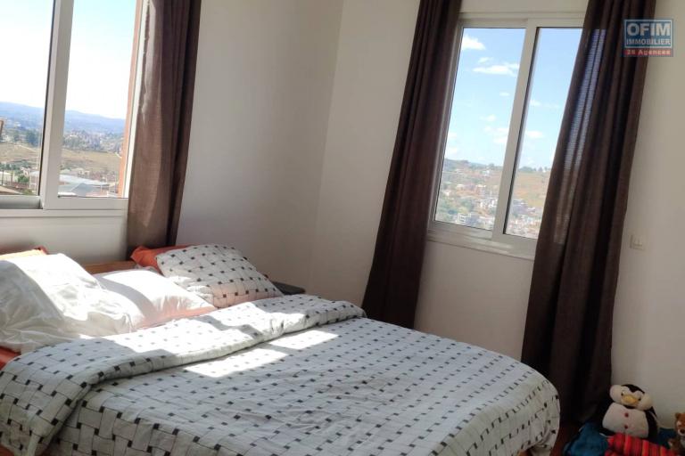  OFIM loue un appartement T3 meublé de 110m2 sur Ambatobe
