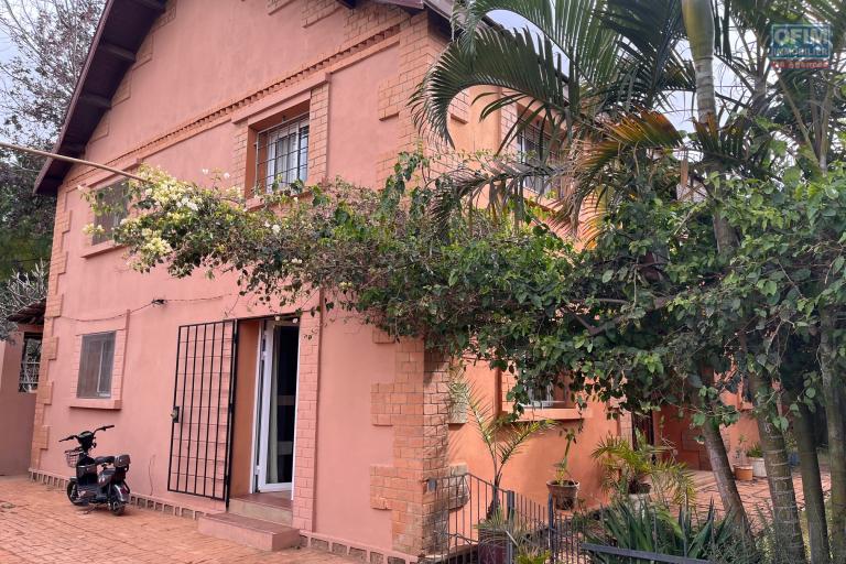 Une villa F5 meublée à 10mn à pied du Lycée Français à Ambatobe