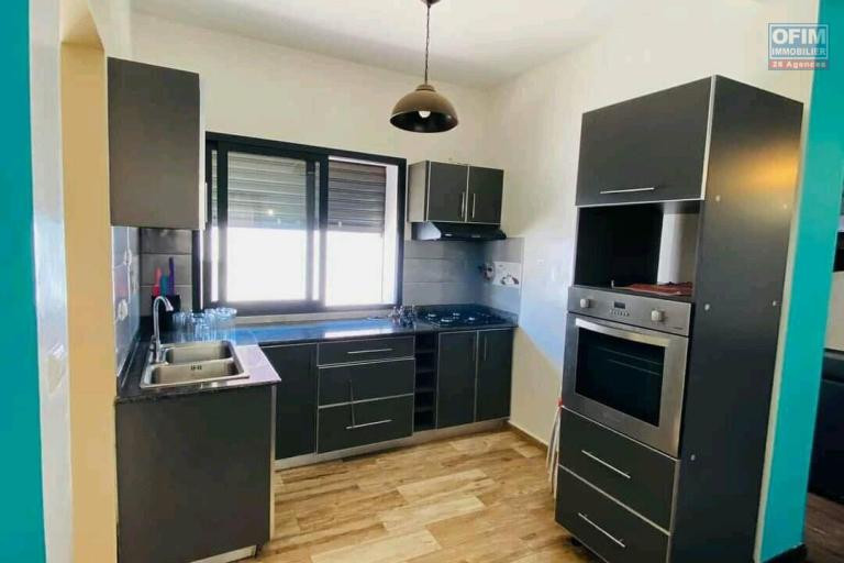 Villa F4 semi-meublée en location sur Mahazoarivo Ambohitsoa.