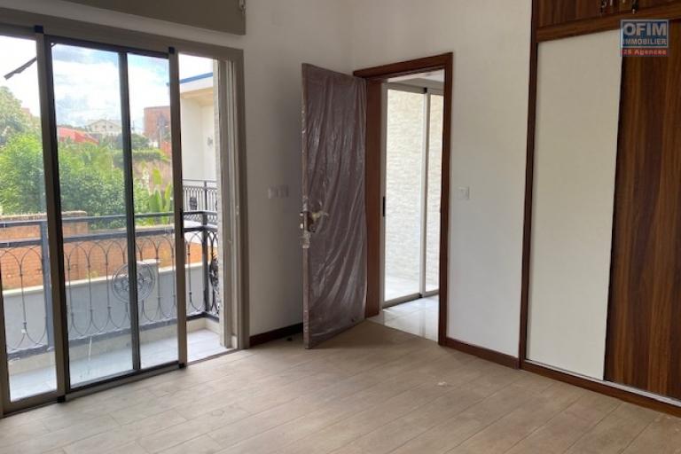 Une villa F7 avec piscine à Ivandry