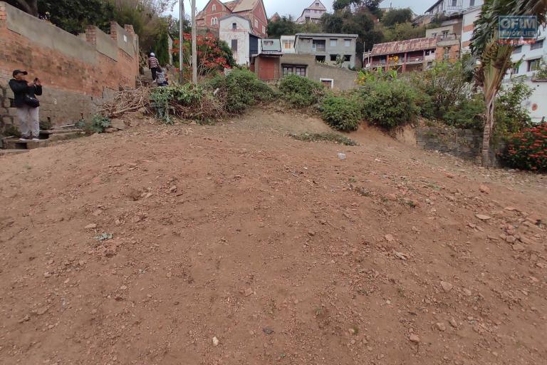 À vendre – Terrain aménagé à Ambohijatovo Ambony, proche centre-ville