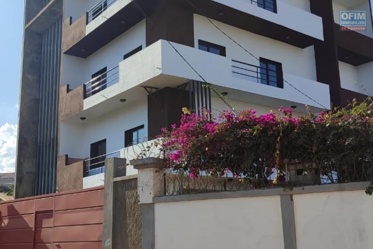 &Agrave; LOUER - APPARTEMENT T4 STANDING NEUF - ANDRANOMENA - Contact