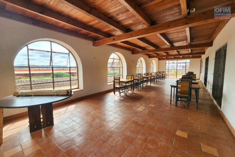 &Agrave; VENDRE - Site h&ocirc;teli&egrave;re strat&eacute;gique &agrave; Mandrosoa Ivato (&agrave; 5 mn de l&rsquo;a&eacute;roport) - contact