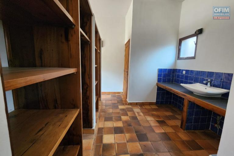 &Agrave; VENDRE - Site h&ocirc;teli&egrave;re strat&eacute;gique &agrave; Mandrosoa Ivato (&agrave; 5 mn de l&rsquo;a&eacute;roport) - contact