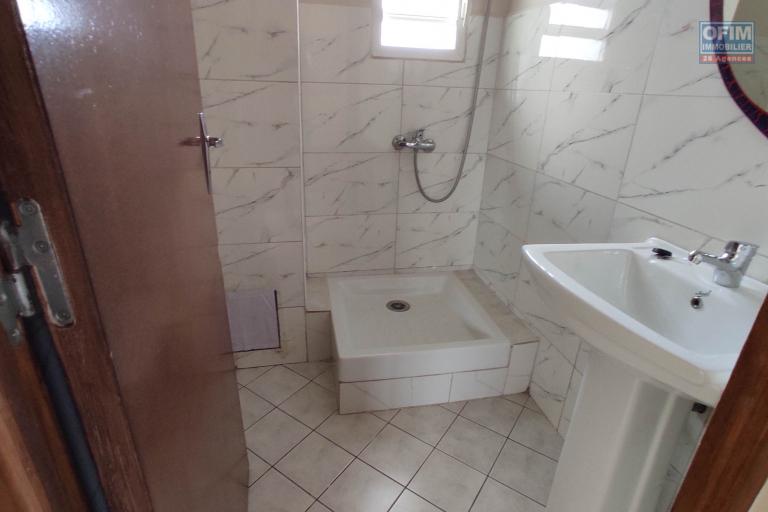A louer  un appartement T2 à A Analamhitsy