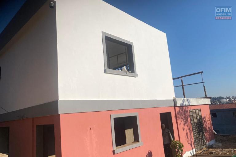 A vendre maison F5 en cours de finition sur Ambatobe (CONTACT 0341654755 FELANA)