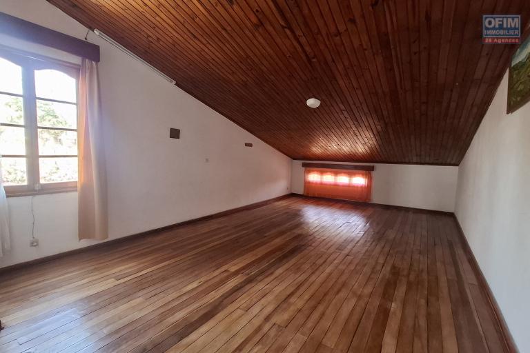 Villa F6 en location sur Ivato Ambohijanahary &agrave; 10min de l'a&eacute;roport.Contactez le