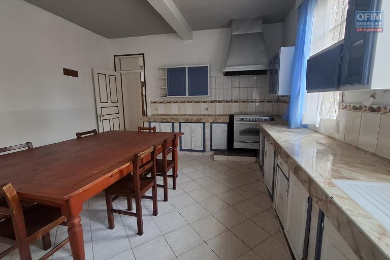 Villa F6 en location sur Ivato Ambohijanahary &agrave; 10min de l'a&eacute;roport.Contactez le