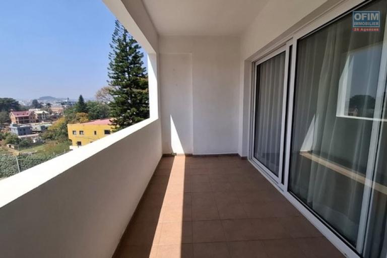 Un appartement T3 meublé et équipé à Ivandry