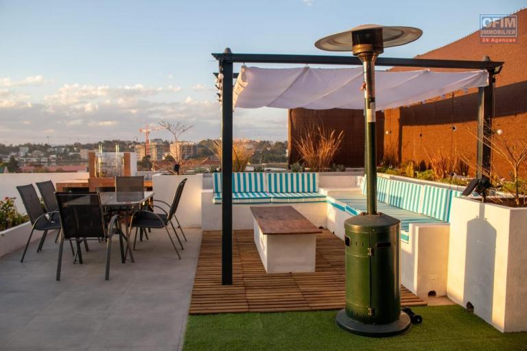 Un appartement T4 meublé avec terrasse sécurisé à Amboditsiry (CONTACT LALAINA 0340858376)