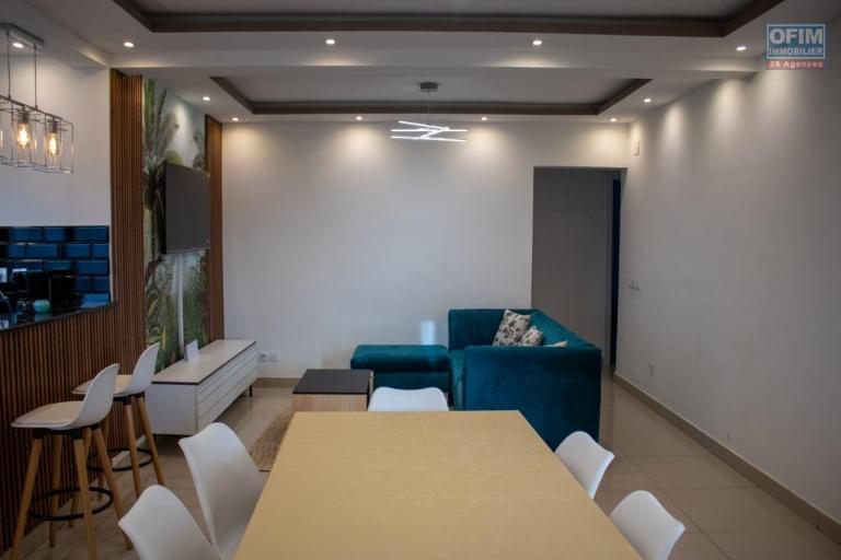 Un appartement T4 meublé avec terrasse sécurisé à Amboditsiry (CONTACT LALAINA 0340858376)