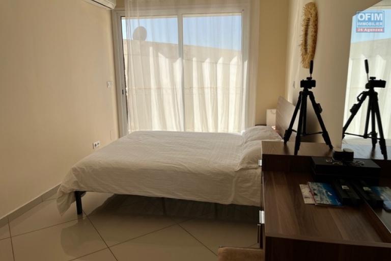 Un appartement T2 meubl&eacute; &agrave; Amparibe ( CONTACT LALAINA)