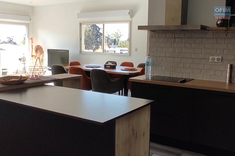 A LOUER Appartement T4meubl&eacute; &agrave; Ambatobe Contact Francia