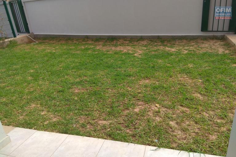 Un appartement T3 meublé sécurisé à Analamahitsy ( CONTACT LALAINA)